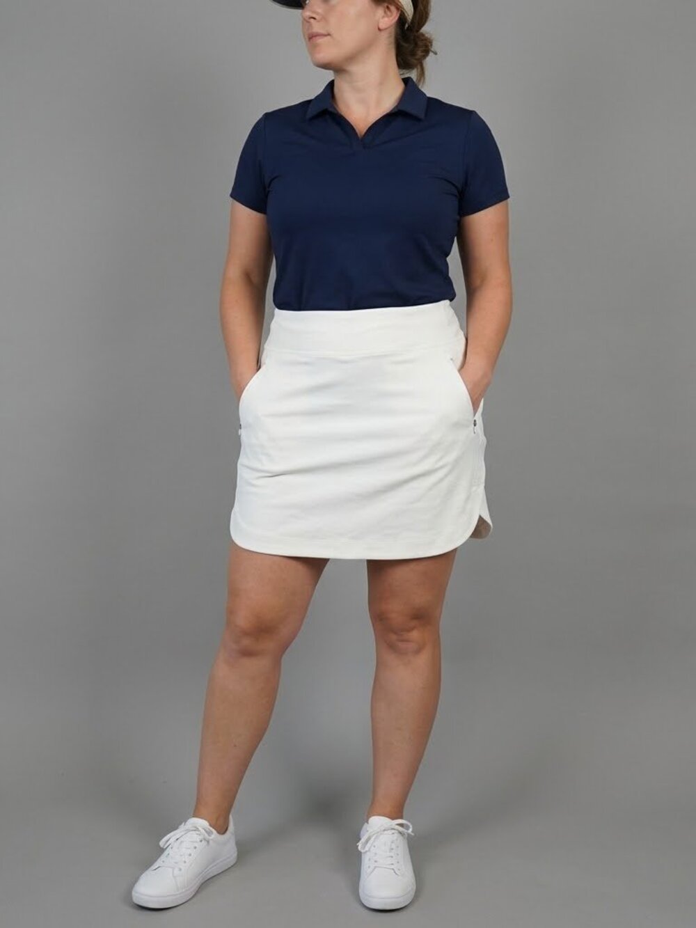 Athleta White Fairway Golf Skort 18" Athletic Tennis Pickleball Size Large